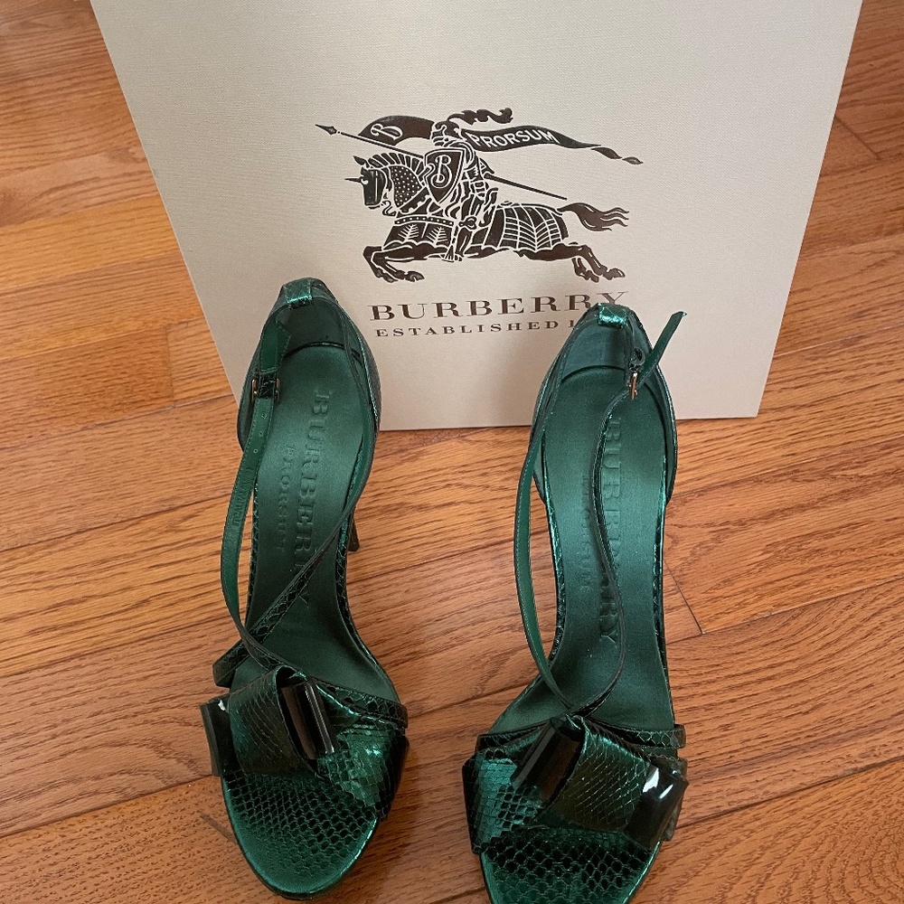 New Burberry Stilettos Metallic Green - EUR 39